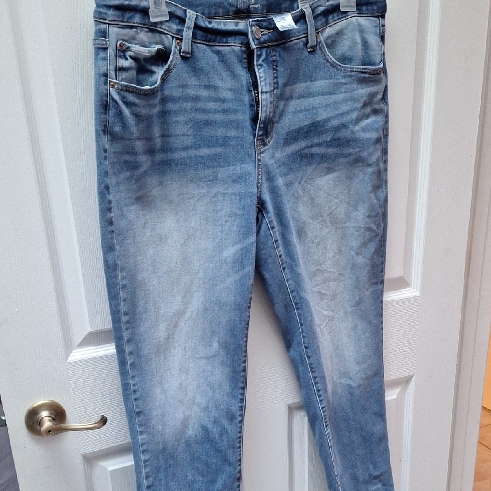 Q Time And Tru Blue Stretch Straight Jeans Size 16